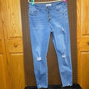 Paper Cocoon Distressed Jeans
